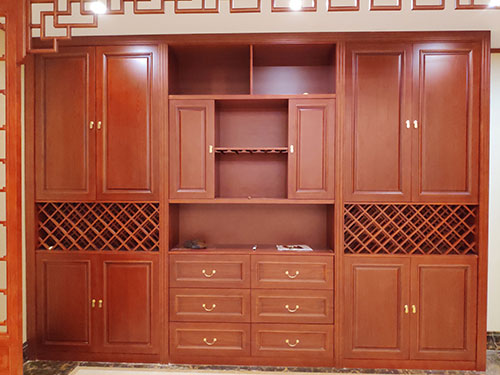 湘东中式家居装修之中式酒柜装修效果图